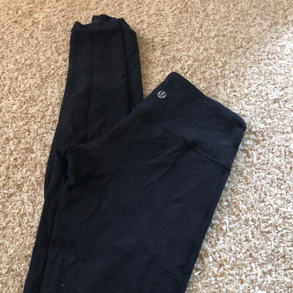 Lululemon reversible leggings.